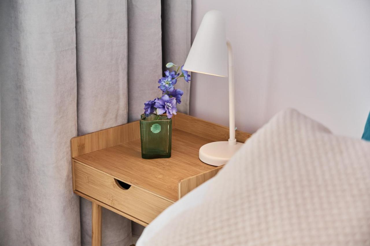 Apartment Wichrowa With Free Garage Wroclaw By Noclegi Renters ภายนอก รูปภาพ